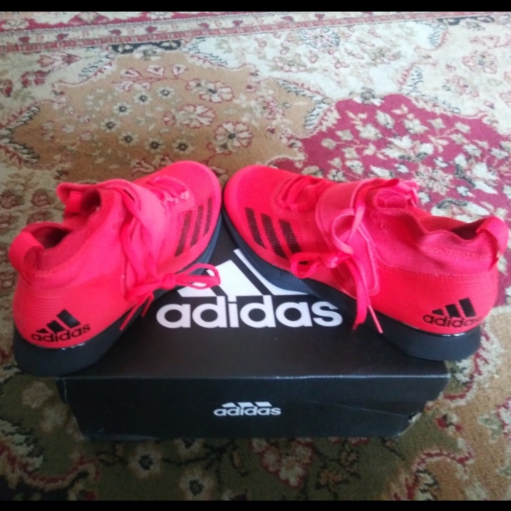 MEN’S  ADIDAS 7.5 (WOMEN’S 9.5) CRAZY POWER RK !🔥